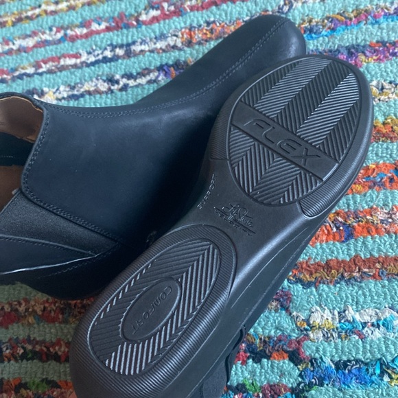 NWOT Life Stride Velocity 2.0 Ankle Boots Black Womens Size 9M - Picture 6 of 6